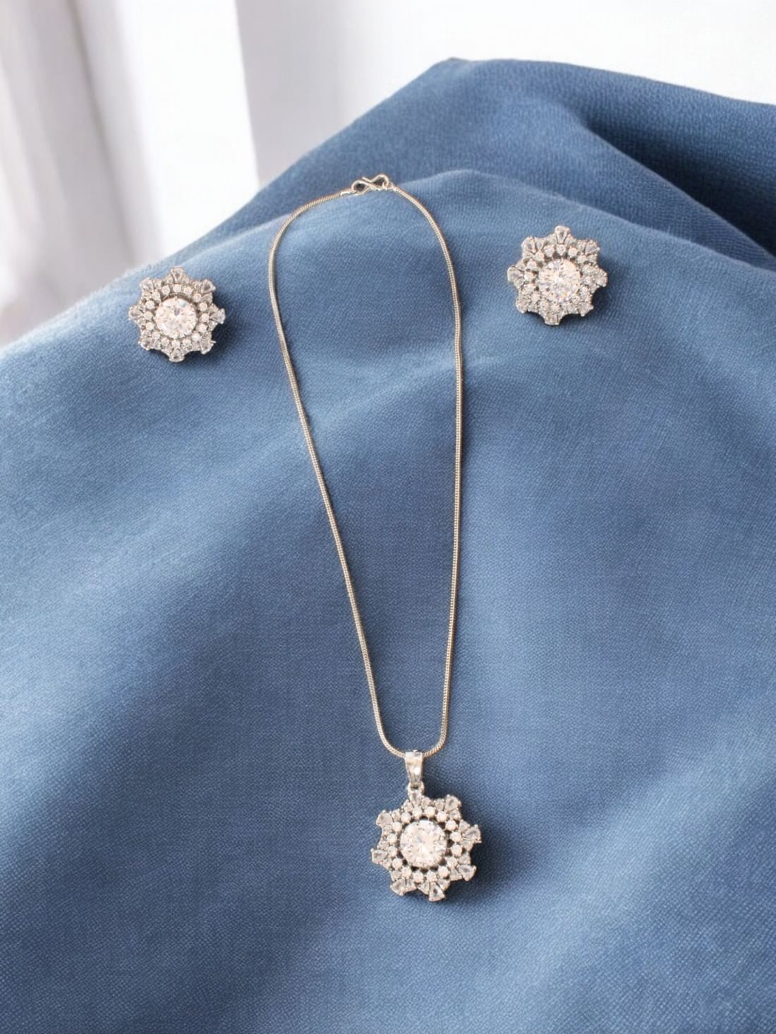 American Diamond Pendant Set