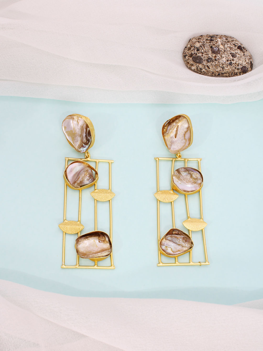 Golden Color Mop Earring