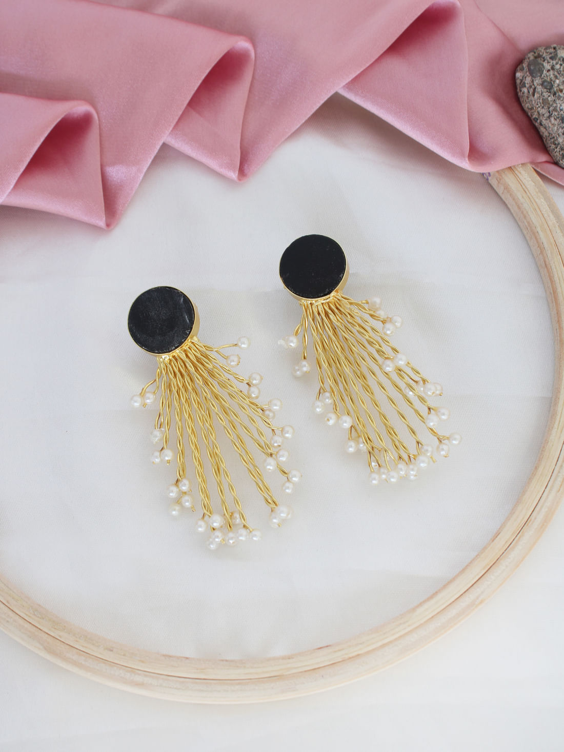Black Color Stone Pearl Earrings