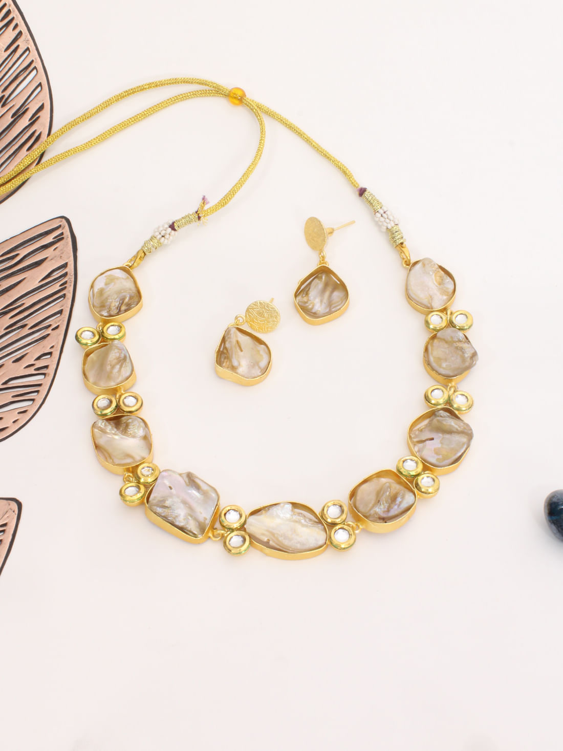 White Pearl Color Druzy Necklace Set