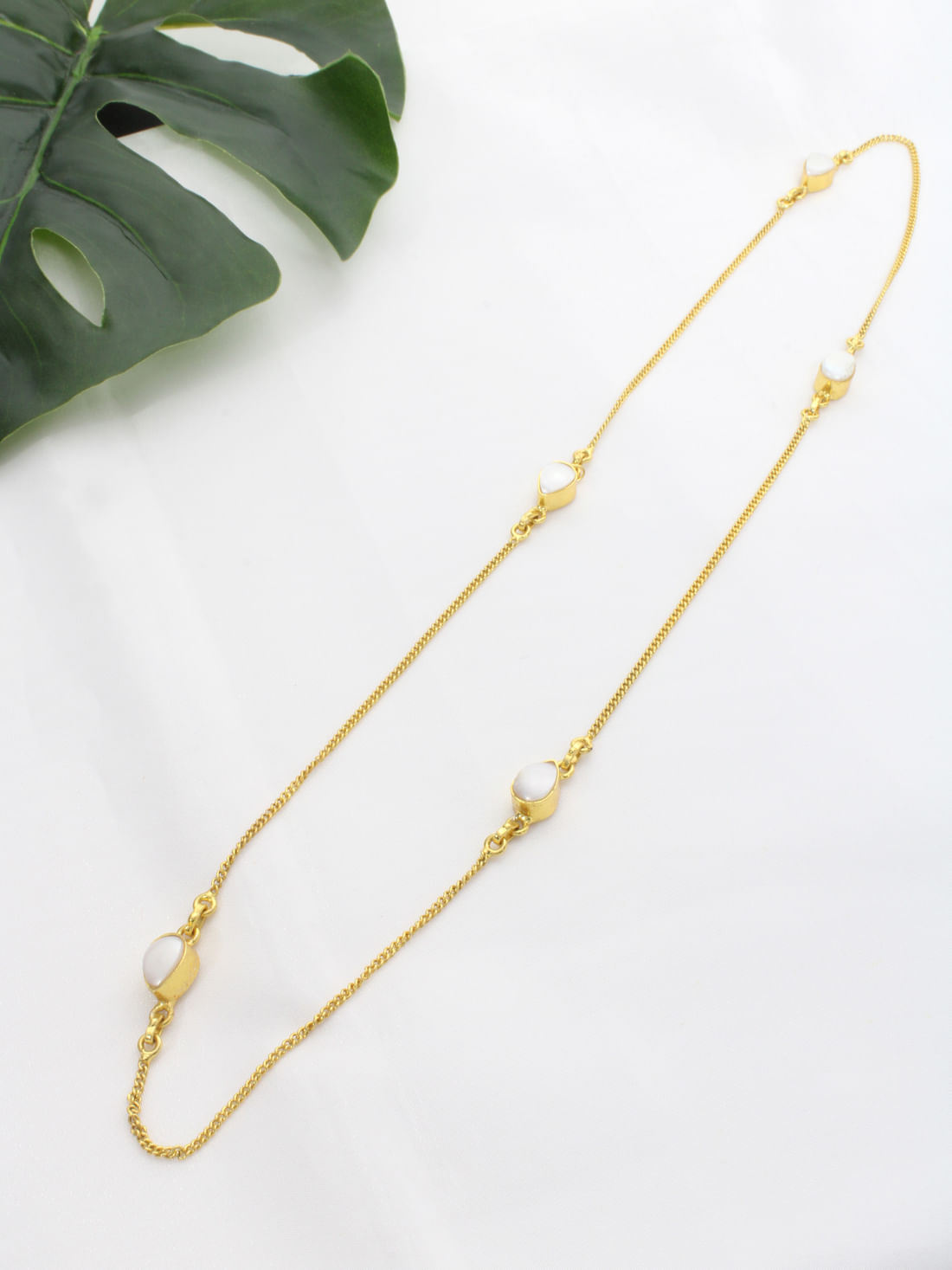 White Pearl Necklace