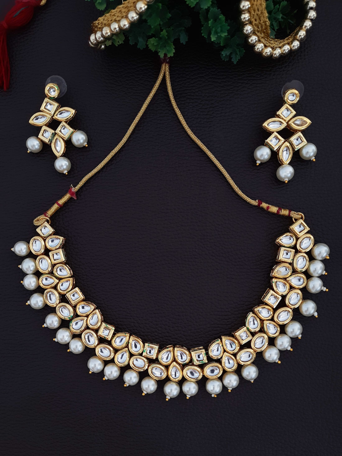 White Peal  Color Kundan Necklace Set