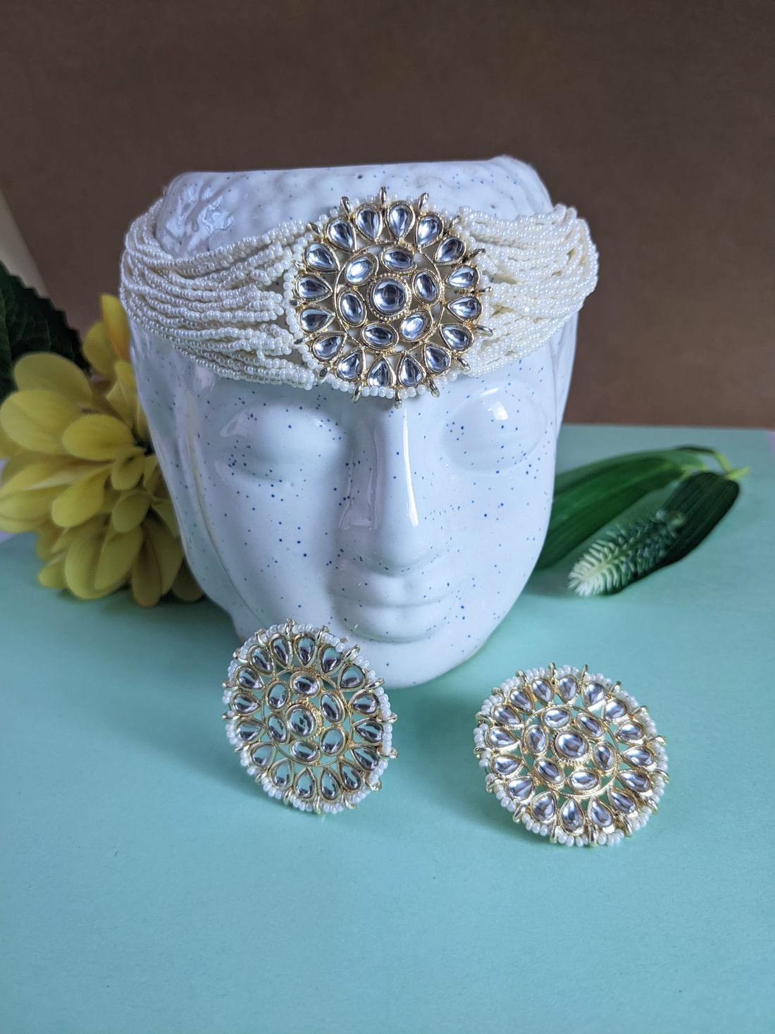 White Color Kundan Necklace Set