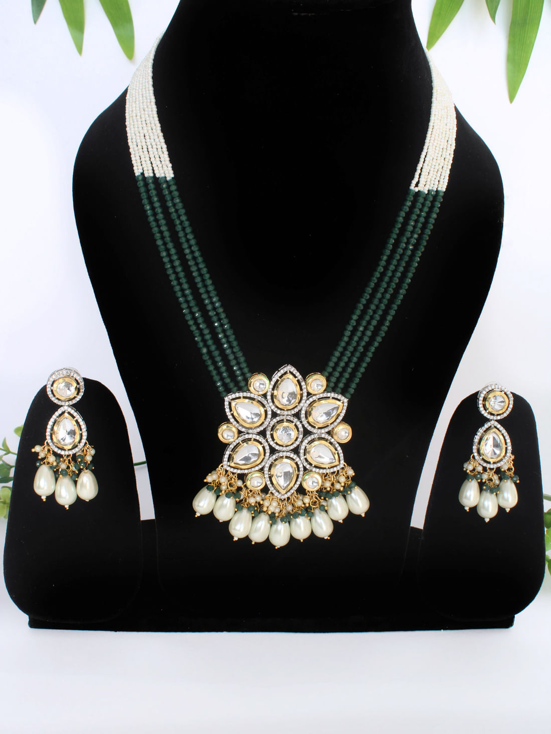 Silver Color Kundan Brass Necklace Set