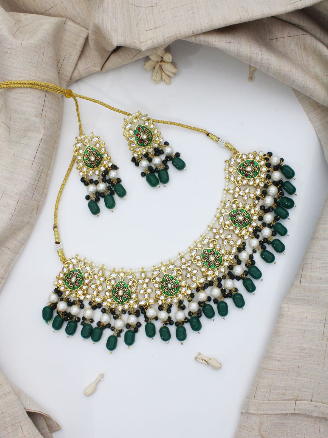 Green Color Kundan Necklace Set