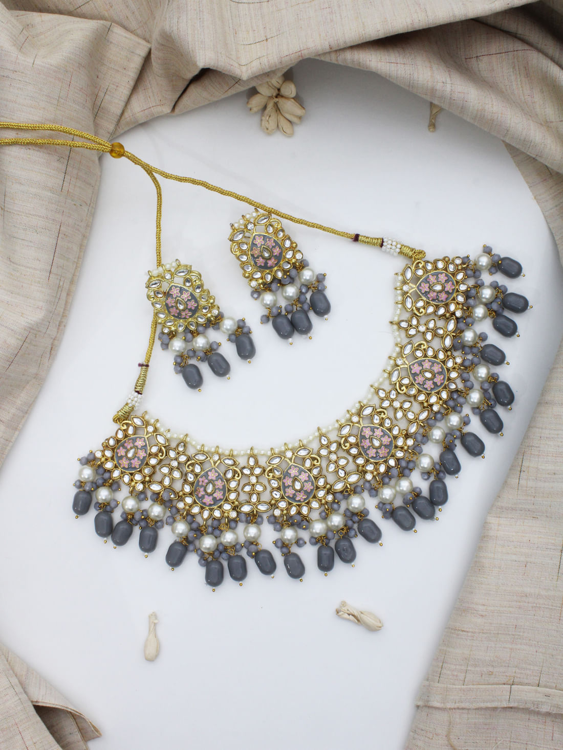 Grey  Color Kundan Necklace Set