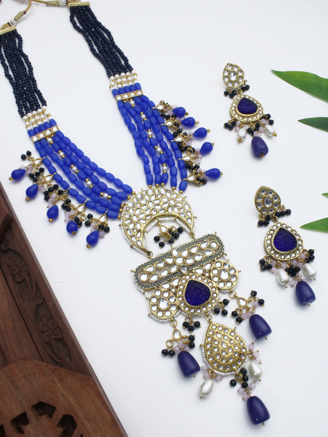 Blue  Color Kundan Necklace Set