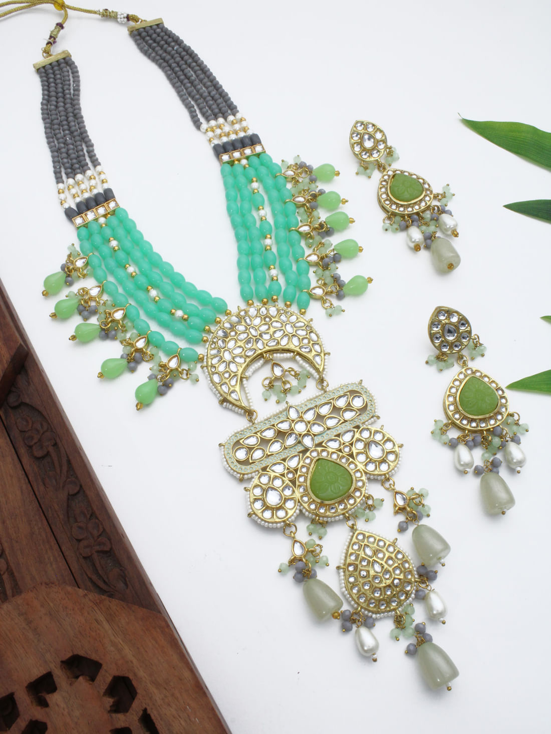 Light Green  Color Kundan Necklace Set