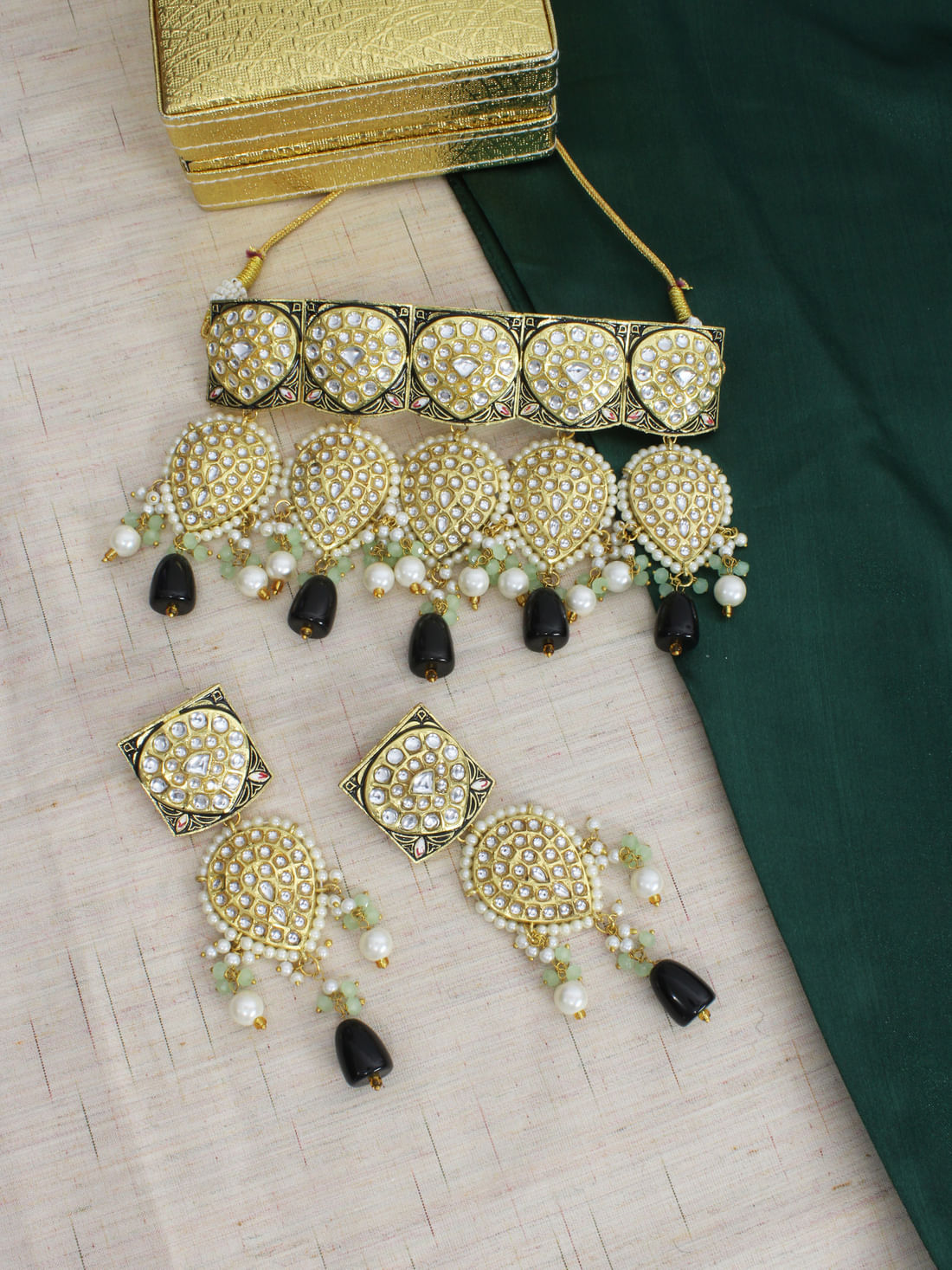 Black  Color Kundan Choker Necklace Set