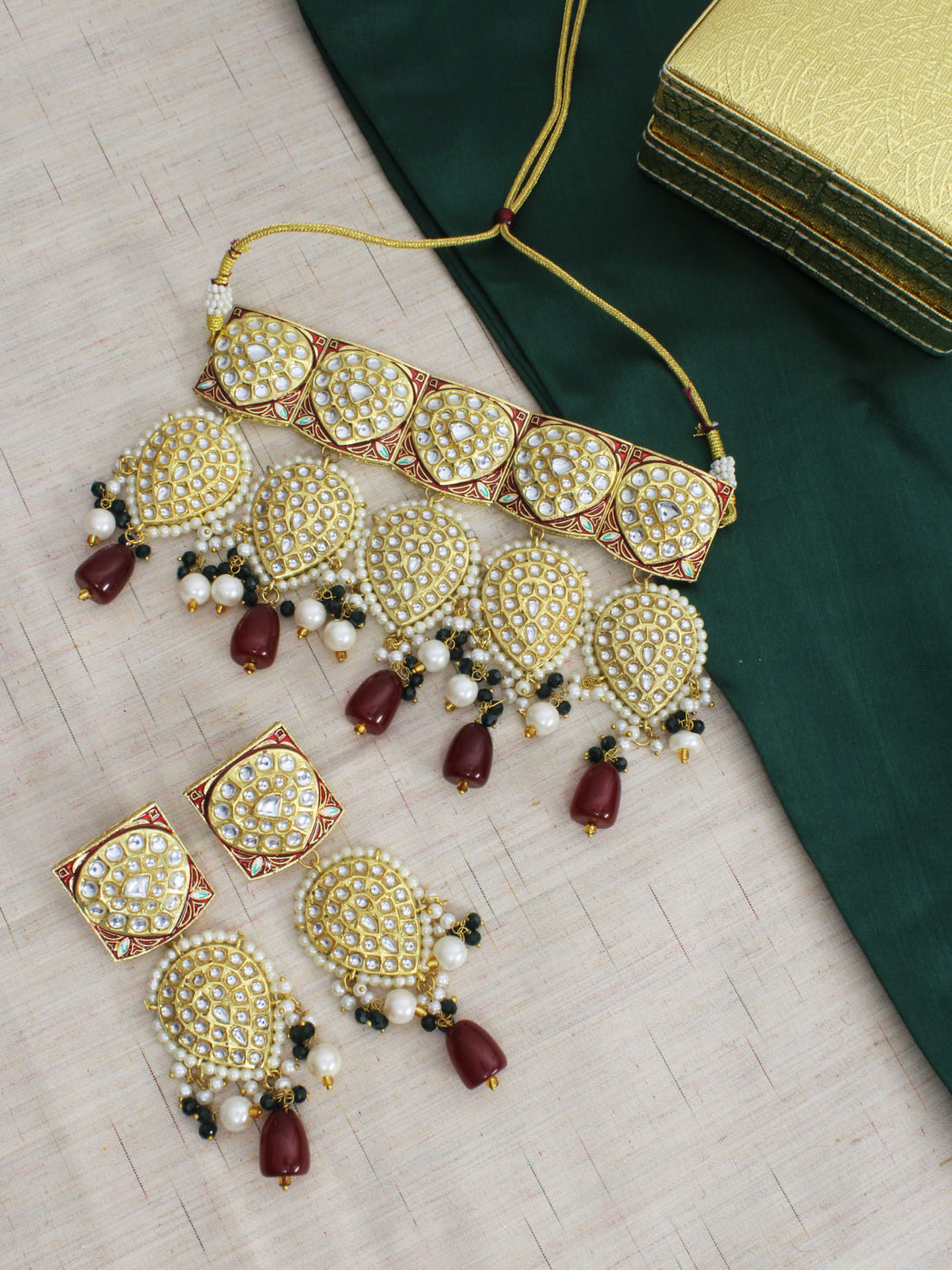 Red  Color Kundan Choker Necklace Set